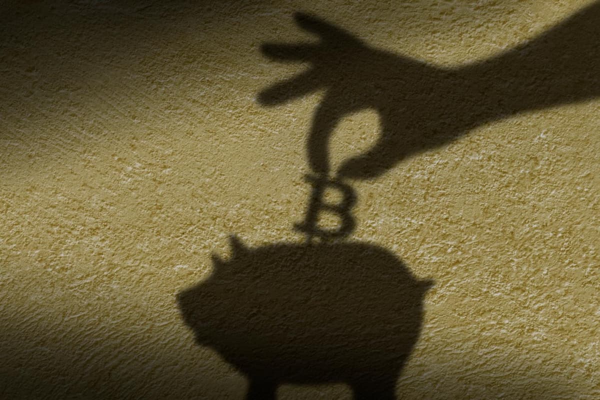 Candidatura das criptomoedas a fundos de aposentadoria 401(k) é contestada após queda de $2 trilhões no mercado