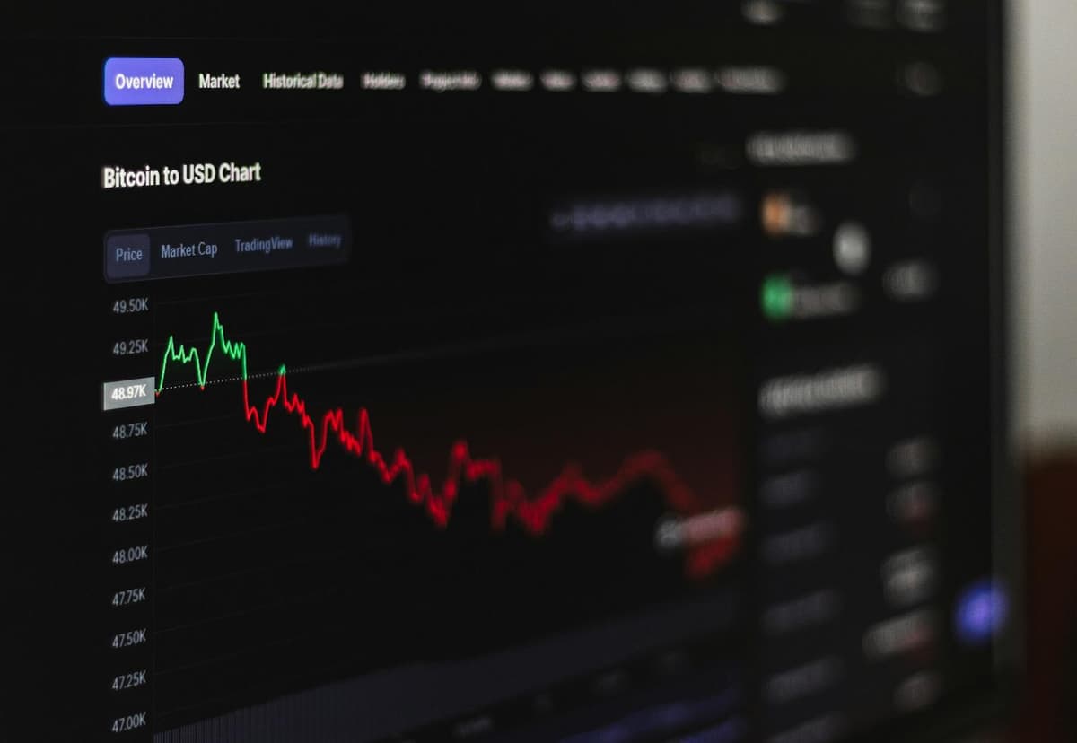Investidor Sonda Saída Massiva de US$ 1,26 Bilhão em ETF de Bitcoin da BlackRock