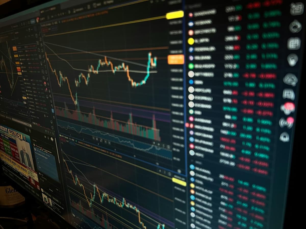 Bitcoin se recupera para US$ 70.000 com inflação em queda após perda de US$ 8,7 bilhões
