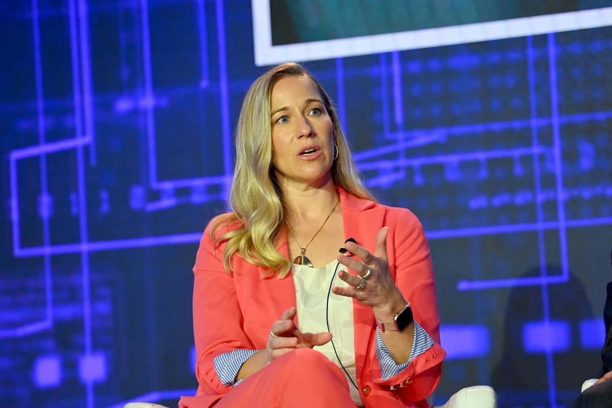 Vice-Presidente da Coinbase revela 'falhas fatais' que levaram à retirada de apoio ao projeto de lei no Senado