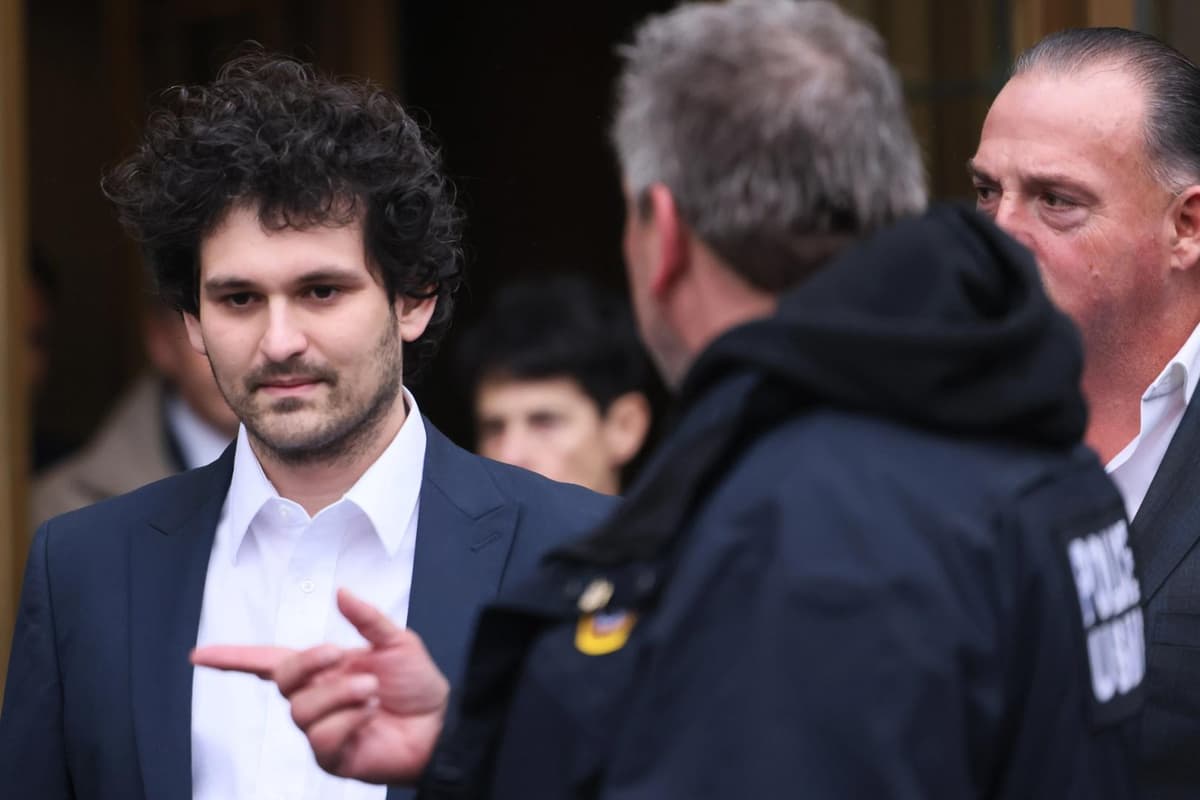 Pais de Sam Bankman-Fried afirmam que dinheiro dos clientes não foi perdido, mas credores discordam