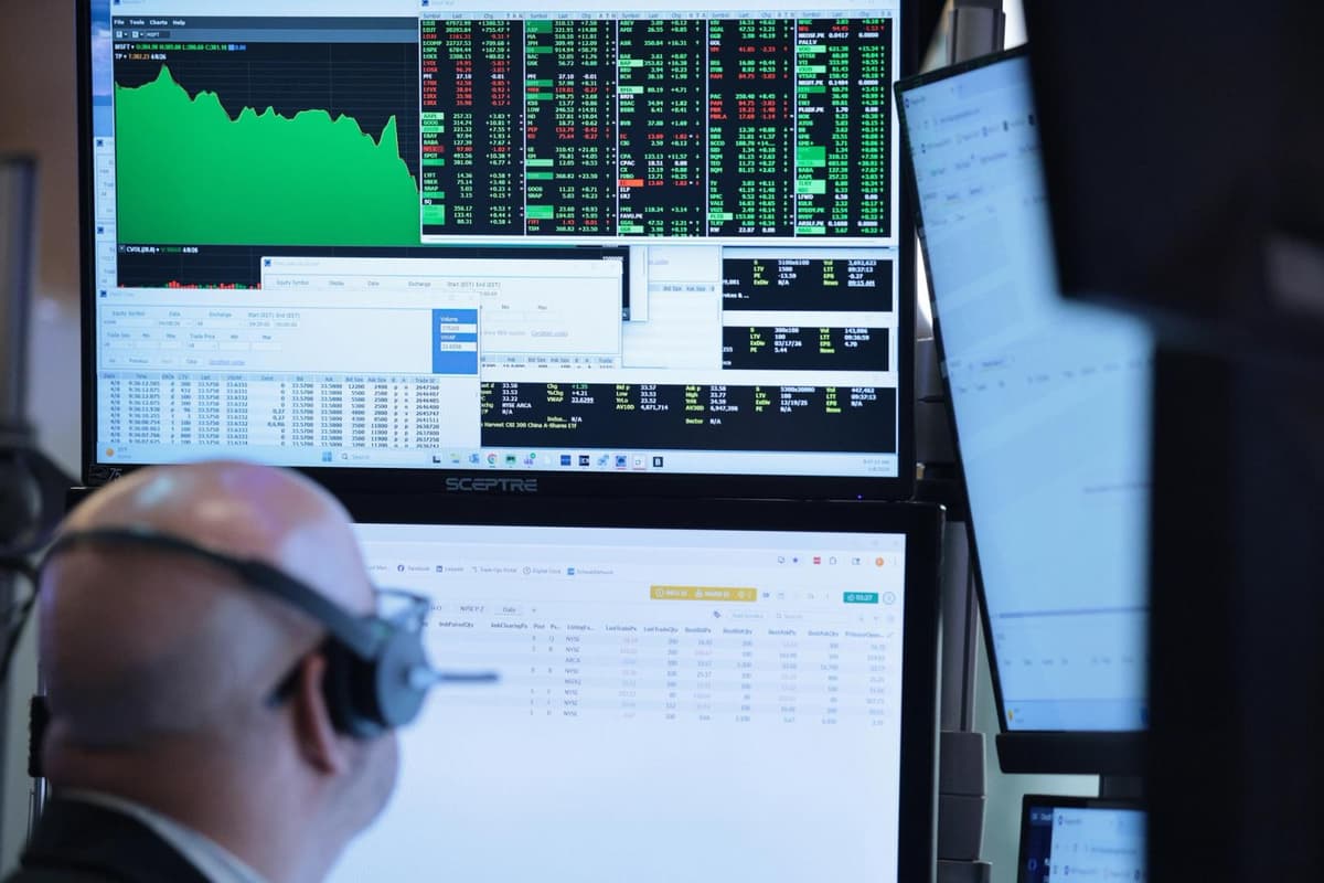 Bitcoin limitado a US$ 75.000 enquanto Nasdaq e S&P 500 atingem novas máximas históricas