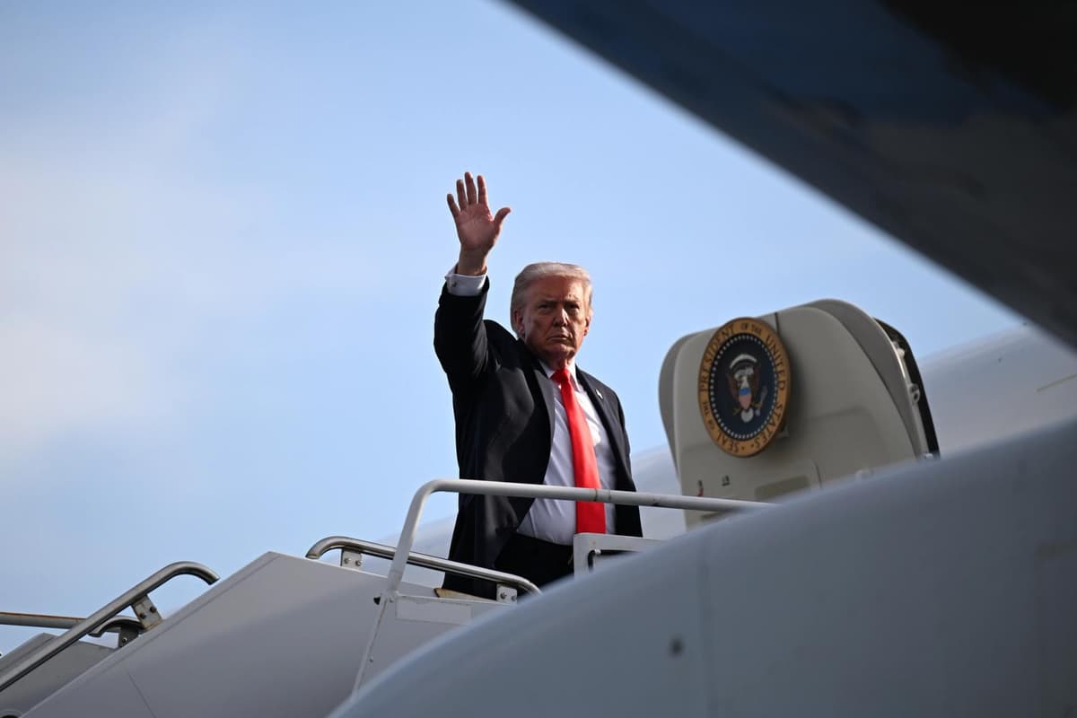 Bitcoin ainda sob ameaça: Trump alerta para novos ataques ao Irã