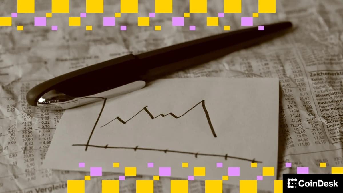 Bitcoin despenca para menos de US$ 67.000 com queda nas ações e alta nos preços do petróleo