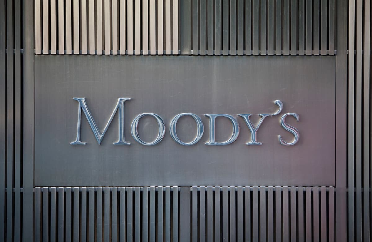 Bitcoin em Títulos Públicos: Moody's Avalia Negociação Pioneira de Cripto